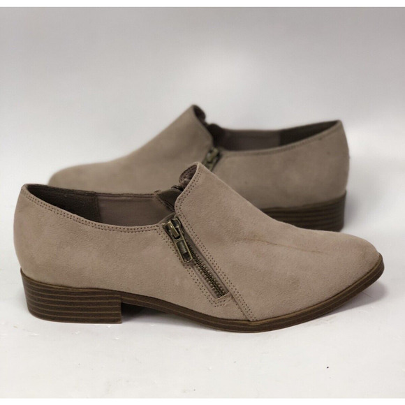 American Eagle Zip Bootie Women 7 Taupe Faux Suede Low Heel Side Zipper Casual - Picture 1 of 8